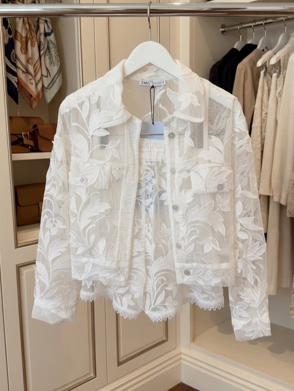NWT Waimari Alora Jacket & Vittoria Shorts Set White Lace XS | Luxury Resortwear - Picture 2 of 4